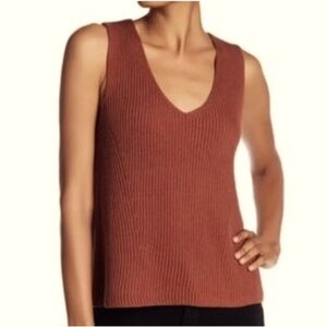 Vince. Cotton V-Neck Ribbed Sweater Vest Fig Orange Womens size XS